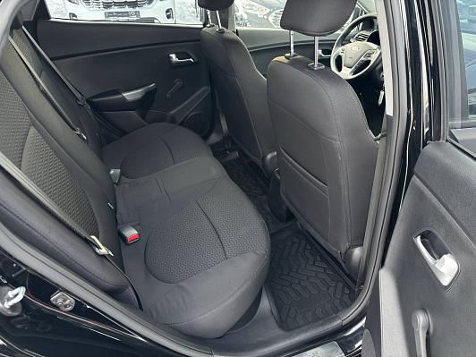 Kia Rio Luxe, 2015 года, пробег 145981 км