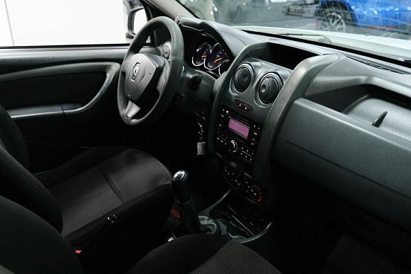 Renault Duster Access, 2016 года, пробег 204051 км