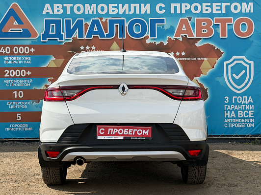 Renault Arkana Style, 2021 года, пробег 117240 км