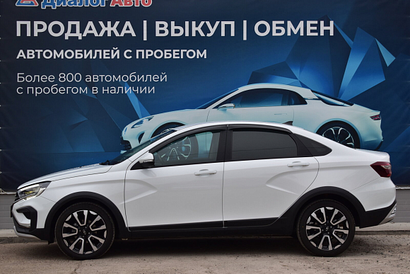 Lada (ВАЗ) Vesta, 2023 года, пробег 4900 км