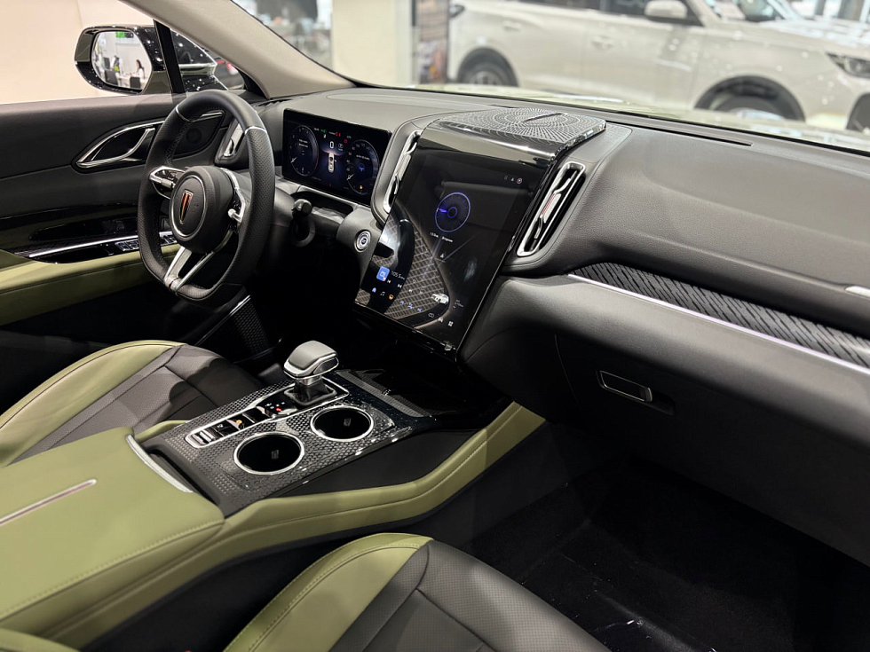 Hongqi HS3 Comfort, зеленый