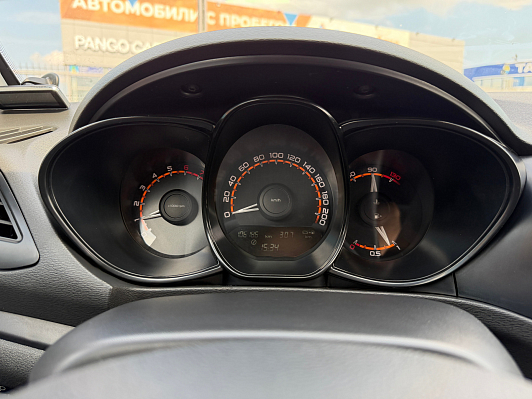 Lada (ВАЗ) Vesta Classic Start (2019), 2020 года, пробег 106000 км