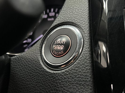 Nissan X-Trail SE, 2021 года, пробег 47060 км