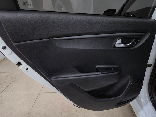 Kia Rio Prestige, 2017 года, пробег 203041 км