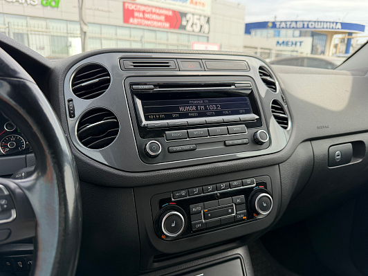 Volkswagen Tiguan Avenue, 2011 года, пробег 188000 км