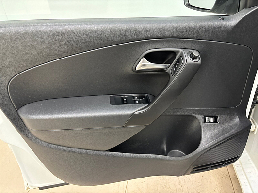 Volkswagen Polo Trendline, 2017 года, пробег 93826 км