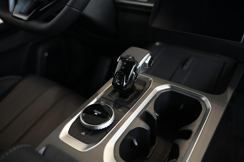 Jaecoo J7 Комфорт, черный