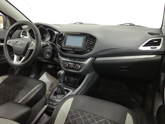 Lada (ВАЗ) Vesta Luxe, 2019 года, пробег 64169 км