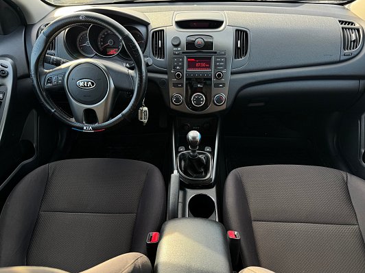 Kia Cerato, 2011 года, пробег 206281 км