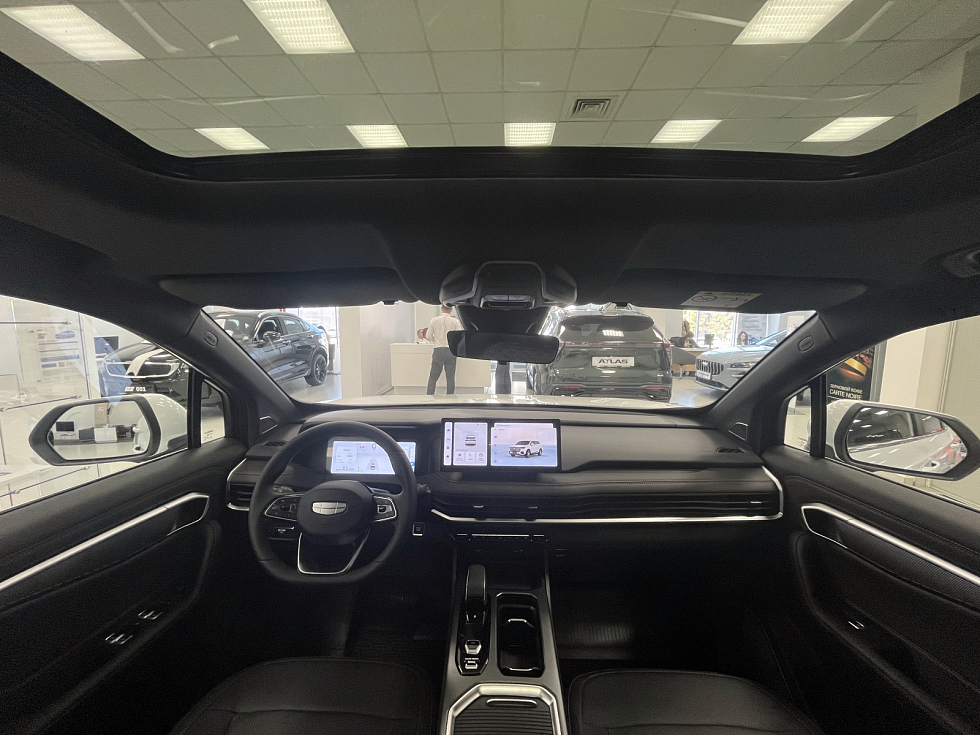 Geely Okavango Flagship, белый