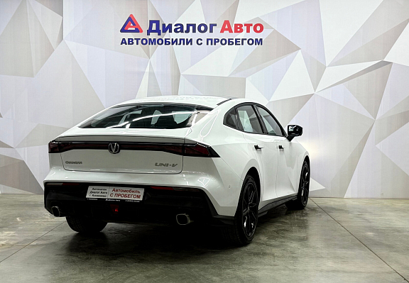 Changan UNI-V DLX, 2024 года, пробег 14063 км