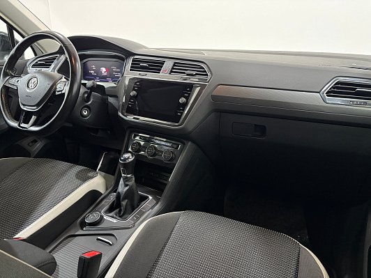 Volkswagen Tiguan OFFROAD, 2019 года, пробег 113258 км