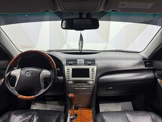 Toyota Camry, 2009 года, пробег 235000 км