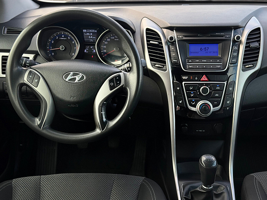 Hyundai i30, 2013 года, пробег 216013 км