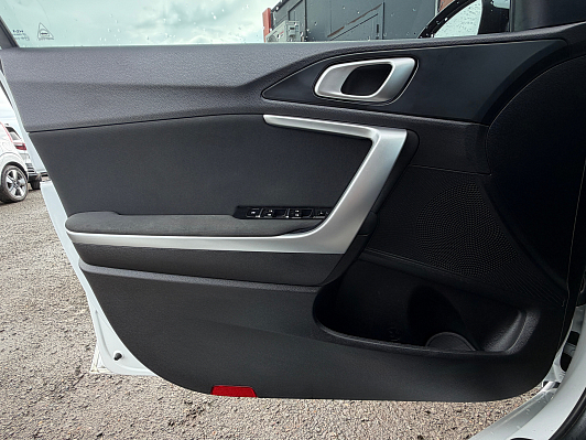 Kia Ceed Comfort, 2022 года, пробег 67800 км