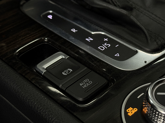 Volkswagen Touareg Business, 2014 года, пробег 192000 км