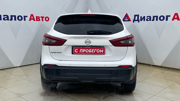 Nissan Qashqai LE, 2021 года, пробег 62400 км