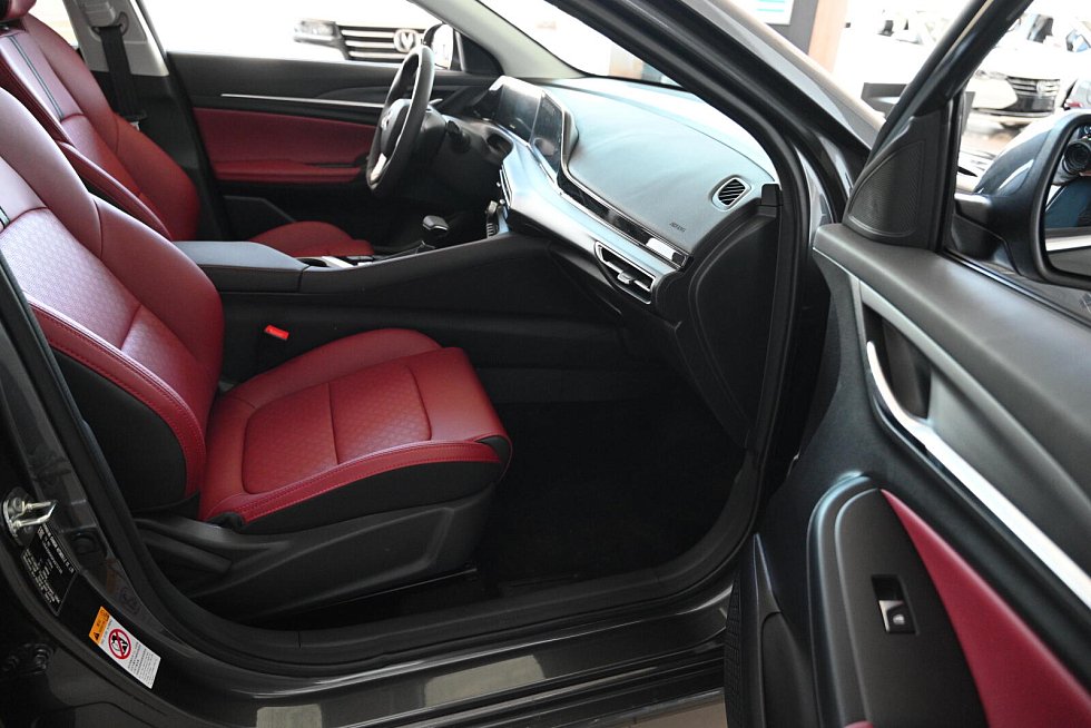 Changan Eado Plus Техно, серый