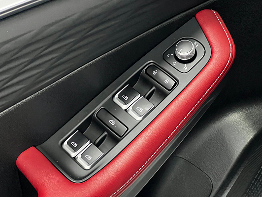 Geely Coolray Luxury, 2024 года, пробег 12000 км