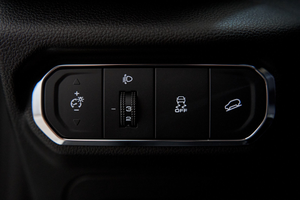 Haval Jolion Комфорт, черный