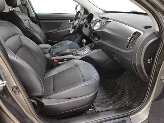 Kia Sportage Prestige, 2012 года, пробег 290855 км