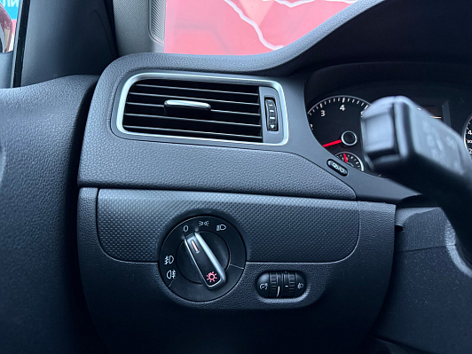 Volkswagen Jetta Style, 2014 года, пробег 137738 км