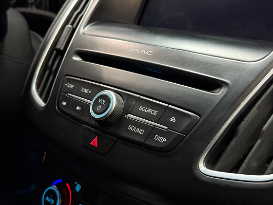 Ford Focus Titanium, 2017 года, пробег 196000 км