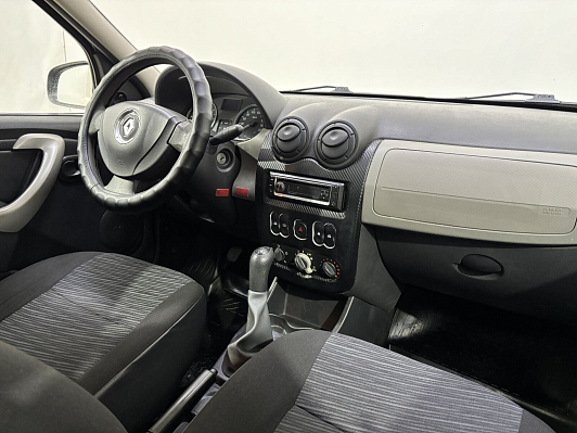 Renault Logan Expression, 2010 года, пробег 216000 км