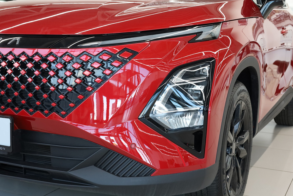 Omoda C5 Drive, красный