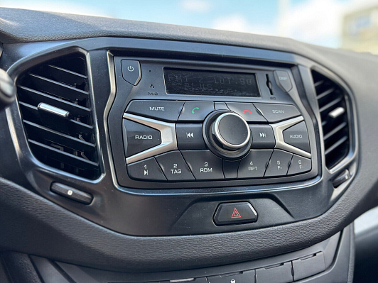 Lada (ВАЗ) Vesta Comfort, 2018 года, пробег 151700 км
