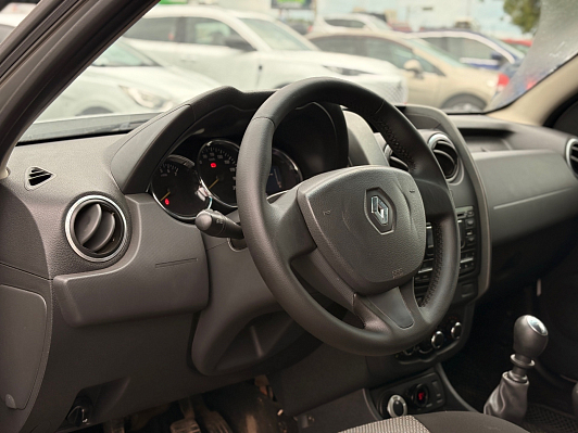Renault Duster Expression, 2015 года, пробег 123837 км