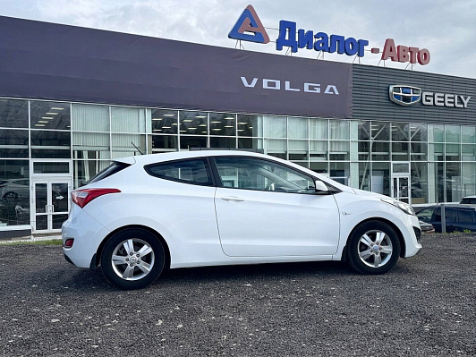 Hyundai i30, 2013 года, пробег 216013 км