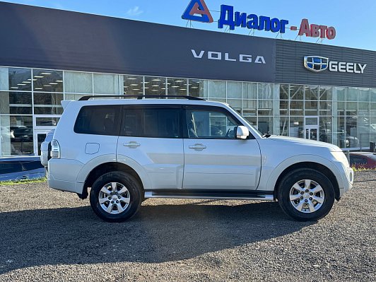 Mitsubishi Pajero Instyle, 2014 года, пробег 282420 км