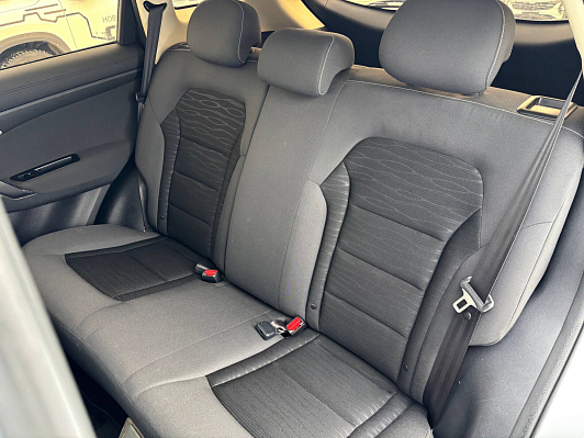 Geely Atlas Standard, 2019 года, пробег 140088 км