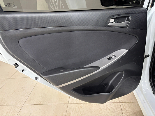 Hyundai Solaris, 2016 года, пробег 200428 км