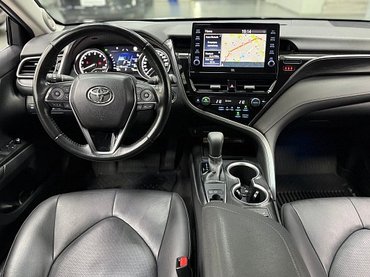 Toyota Camry Элеганс, 2021 года, пробег 95946 км