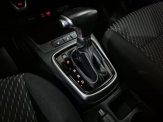 Kia Rio Luxe, 2019 года, пробег 102015 км