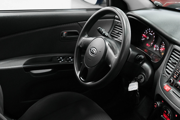Kia Rio Luxe, 2011 года, пробег 248000 км