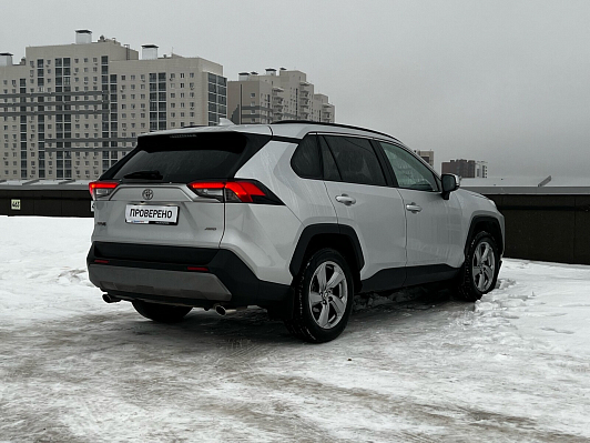 Toyota RAV4 Престиж, 2020 года, пробег 78440 км