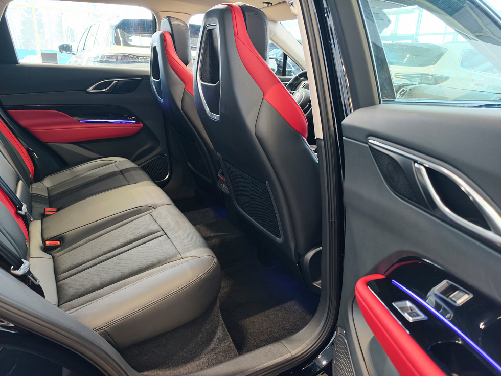 Hongqi HS3 Comfort, черный