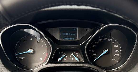 Ford Focus Ambiente, 2012 года, пробег 223905 км