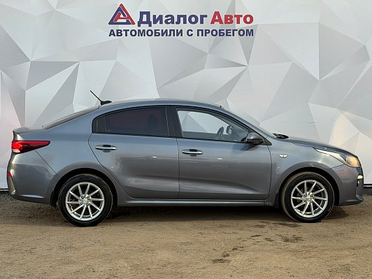 Kia Rio Luxe, 2017 года, пробег 130271 км