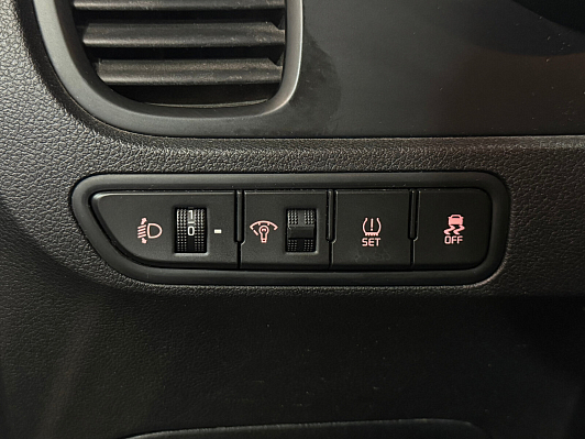 Kia Rio, 2019 года, пробег 157000 км