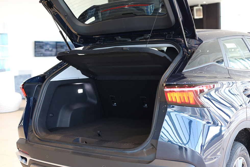 Omoda C5 Lifestyle, синий