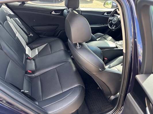 Kia Stinger Luxe, 2019 года, пробег 146883 км