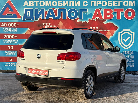 Volkswagen Tiguan Adventure, 2014 года, пробег 199846 км