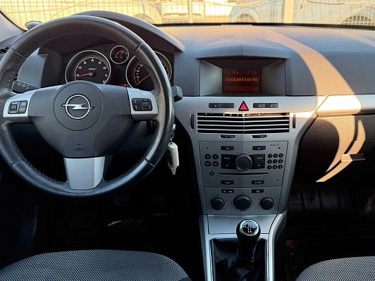 Opel Astra Enjoy, 2009 года, пробег 165000 км