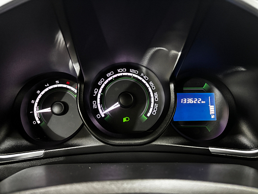 Lada (ВАЗ) XRAY Top Prestige (2015-2016), 2016 года, пробег 133620 км