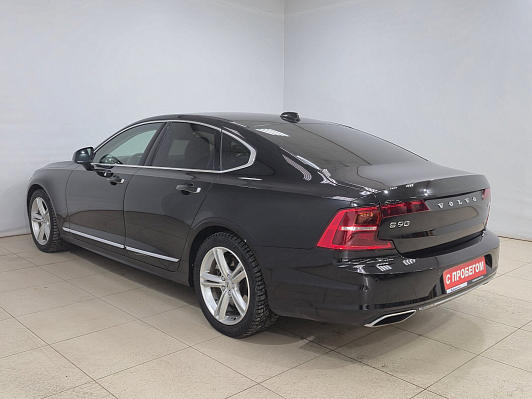 Volvo S90 Inscription, 2018 года, пробег 116905 км