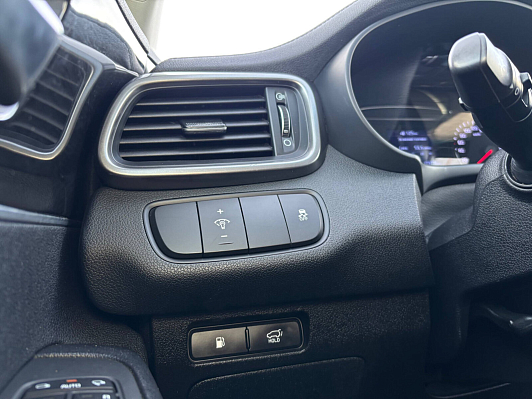 Kia Sorento Luxe, 2018 года, пробег 173775 км